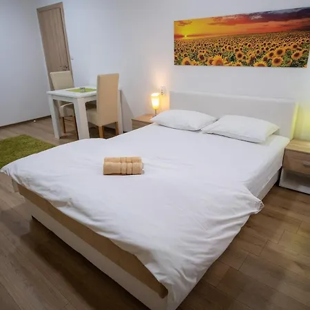 Sweet Dreams 3* 트레빈예